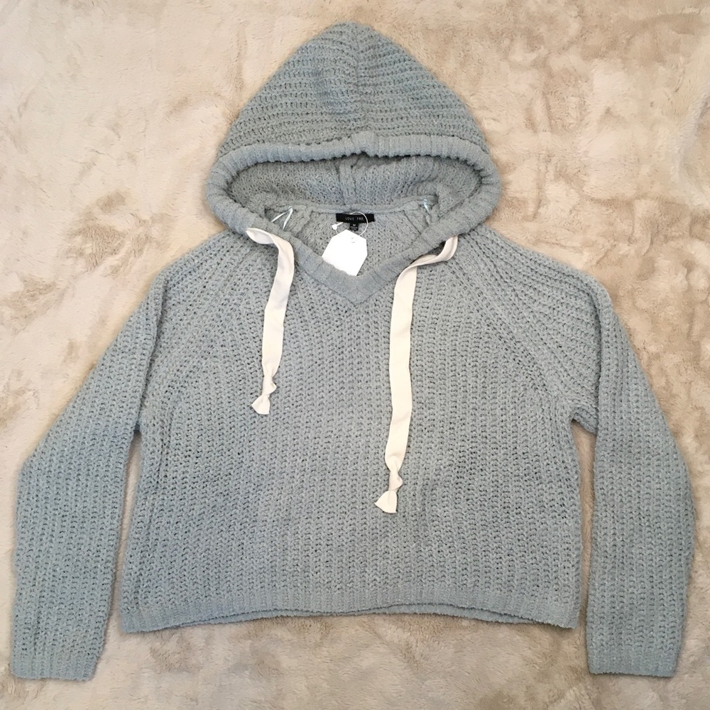 NWT Love Tree Soft Knit Cropped Hooded Sweater Size Medium